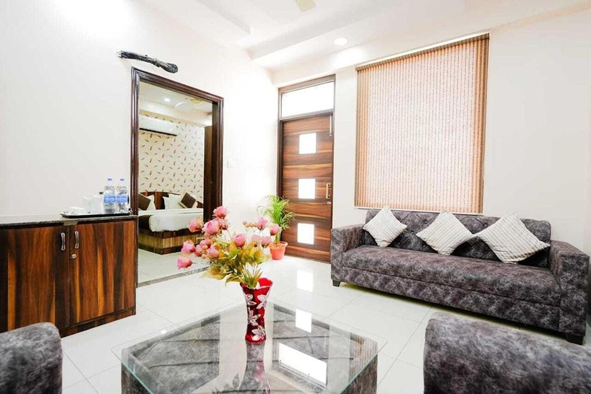 Hotel Olive Greens Near Jaipur International Airport Exteriör bild